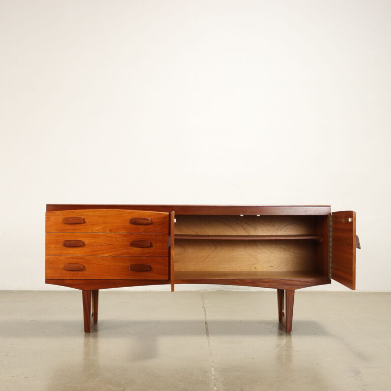 Diventa Modernista - Mostra mercato sideboard